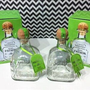 2 PATRON SILVER TEQUILA BOTTLES, GLASS 750 ML WITH BOXES DIY